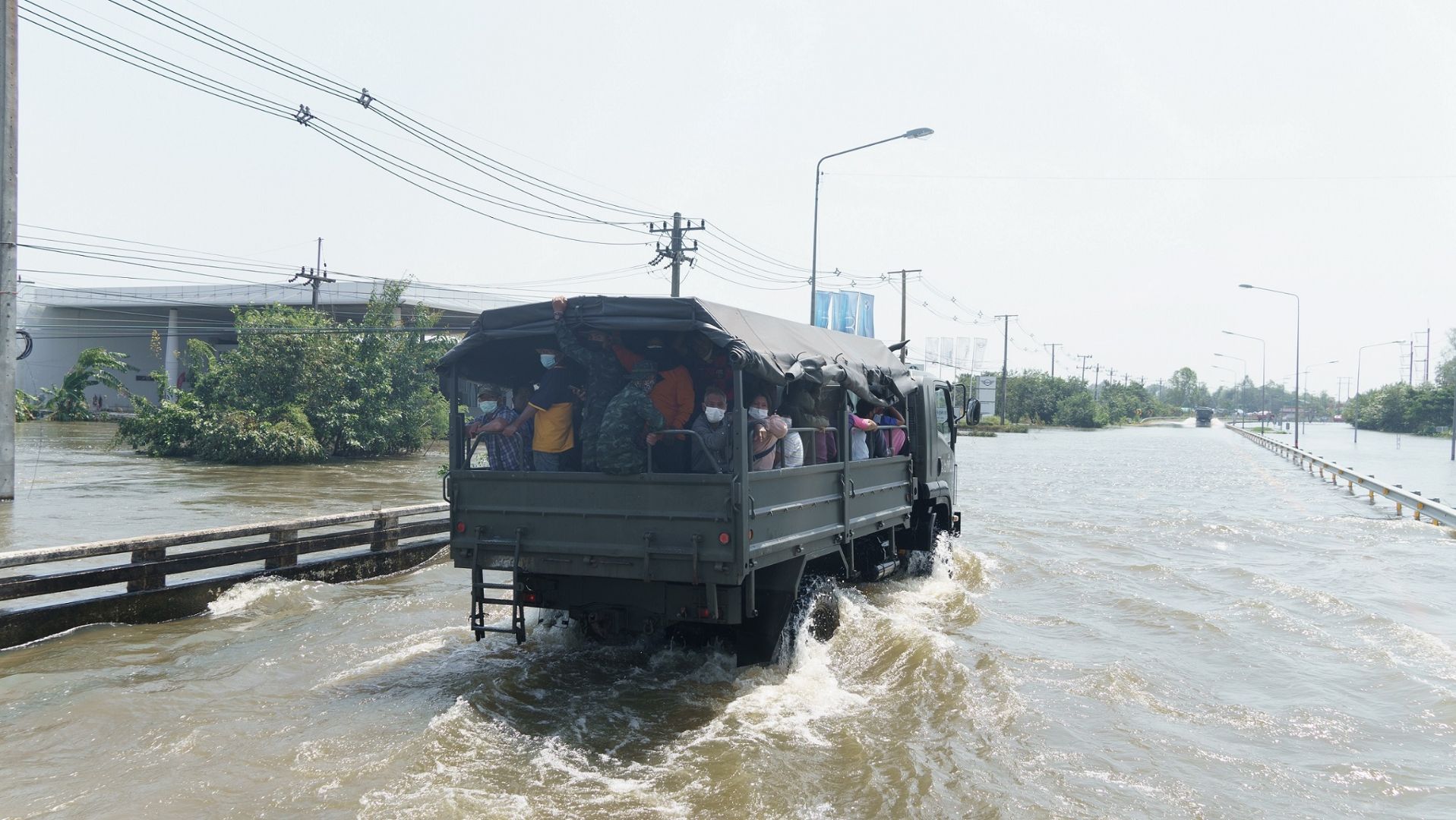 MGC-ASIA FLOOD UBON (10).jpg